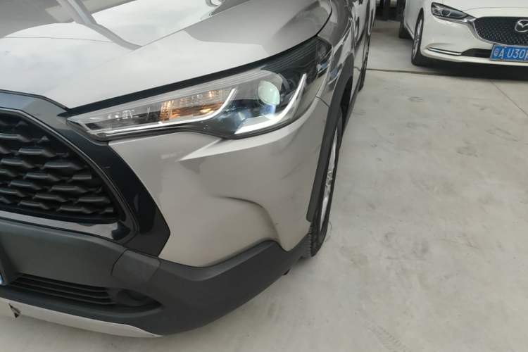 Used Toyota Corolla Cross 2023 2.0L Elite Edition Left Front Headlight