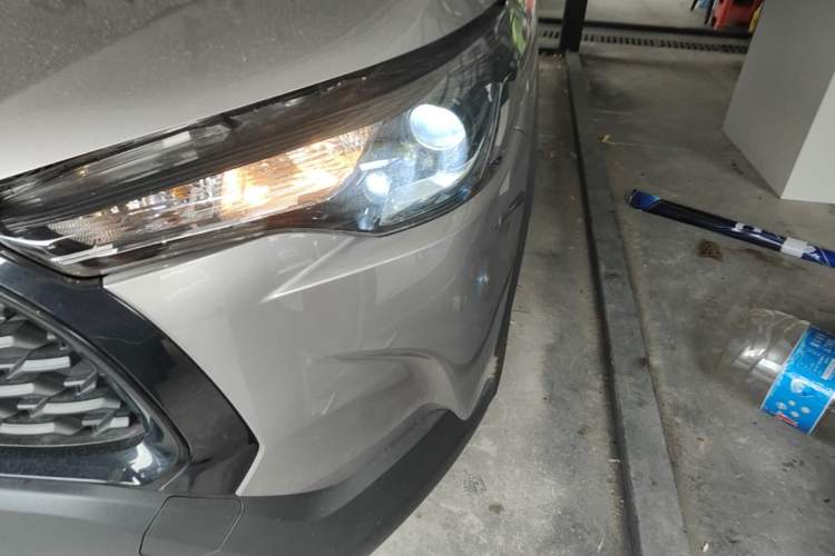 Used Toyota Corolla Cross 2023 2.0L Elite Edition Left Front Headlight
