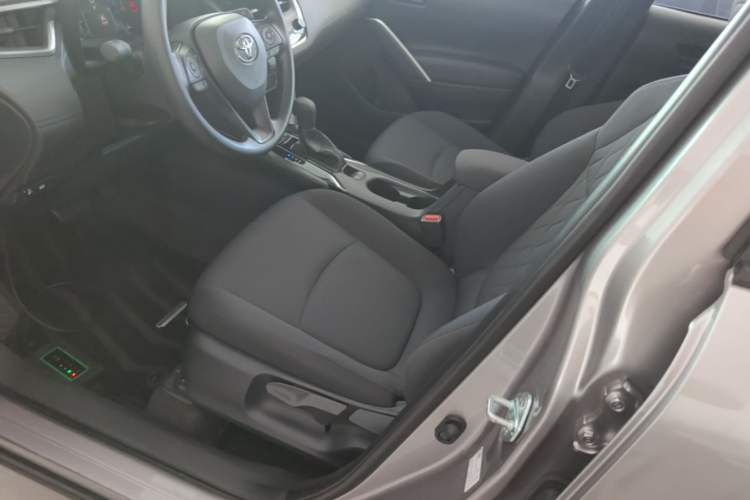Used Toyota Corolla Cross 2023 2.0L Elite Edition Left Front Seat