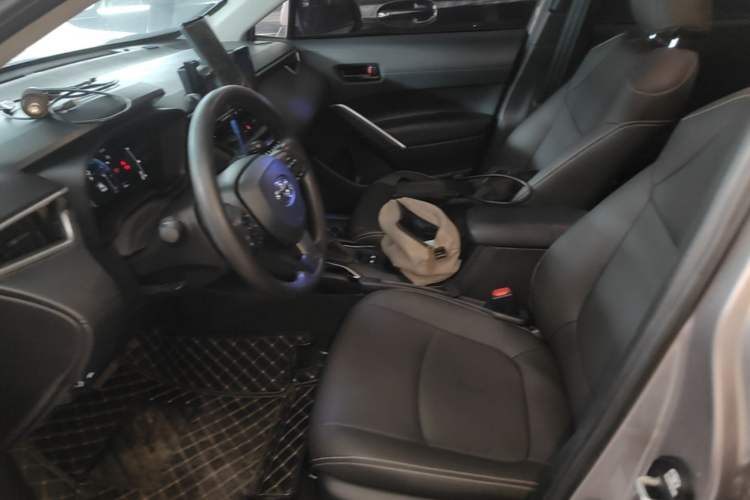 Used Toyota Corolla Cross 2023 2.0L Elite Edition Left Front Seat