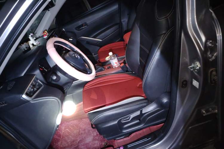 Used Toyota Corolla Cross 2023 Dual-Motor 2.0L Elite Edition Left Front Seat