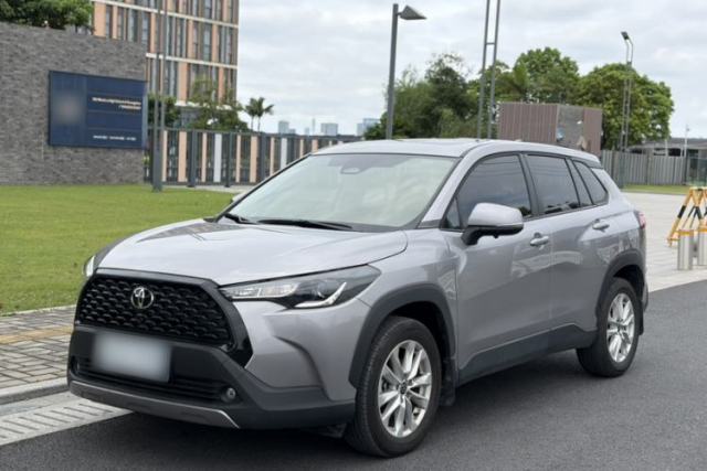 Ojetý Toyota Corolla Cross 2023 2.0L Elite Edition