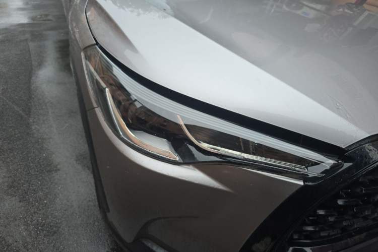 Used Toyota Corolla Cross 2023 2.0L Elite Edition Right Front Headlight