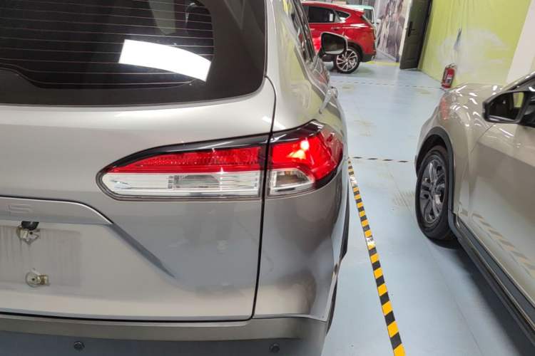 Used Toyota Corolla Cross 2023 2.0L Pioneer Edition Right Rear Taillight