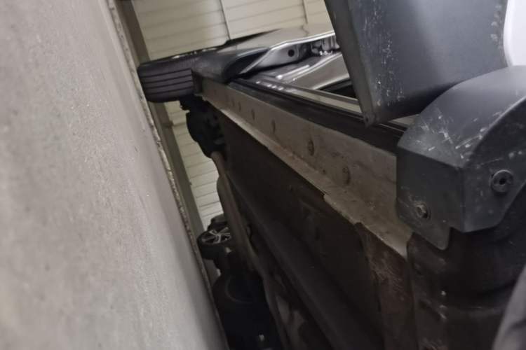 Used Toyota Corolla Cross 2023 2.0L Elite Edition Right Side Sill