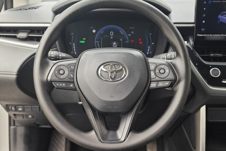 Used Toyota Corolla Cross 2023 Dual-Motor 2.0L Elite Edition Steering Wheel