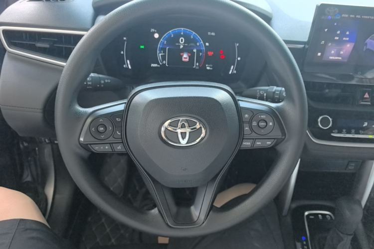 Used Toyota Corolla Cross 2023 2.0L Elite Edition Steering Wheel