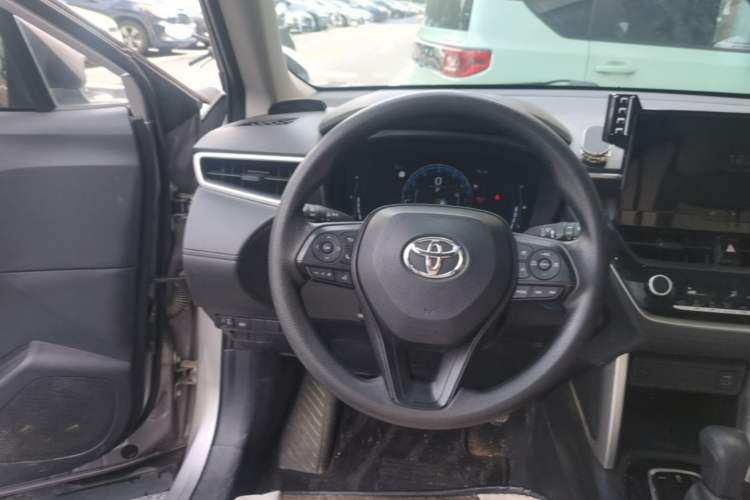 Used Toyota Corolla Cross 2023 2.0L Elite Edition Steering Wheel