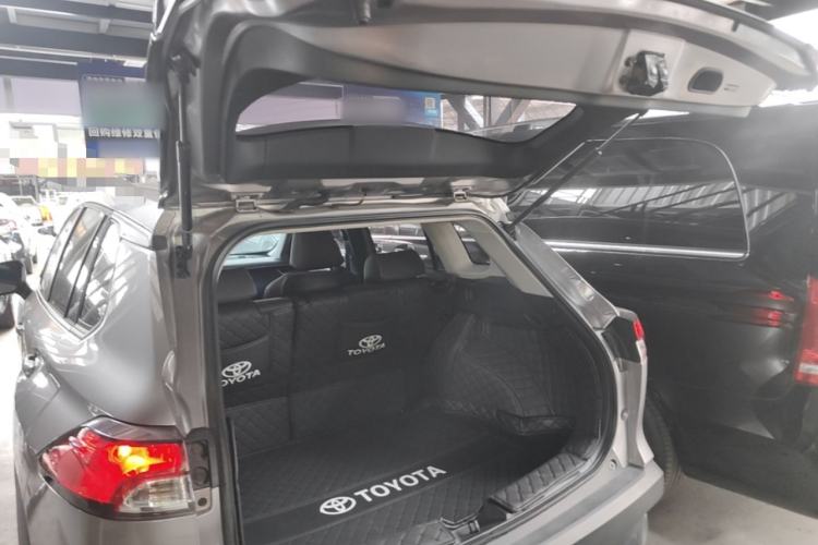 Used Toyota Corolla Cross 2023 2.0L Elite Edition Trunk