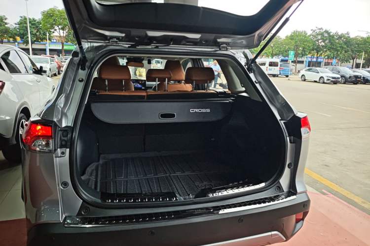 Used Toyota Corolla Cross 2023 Dual-Motor 2.0L Elite Edition Trunk