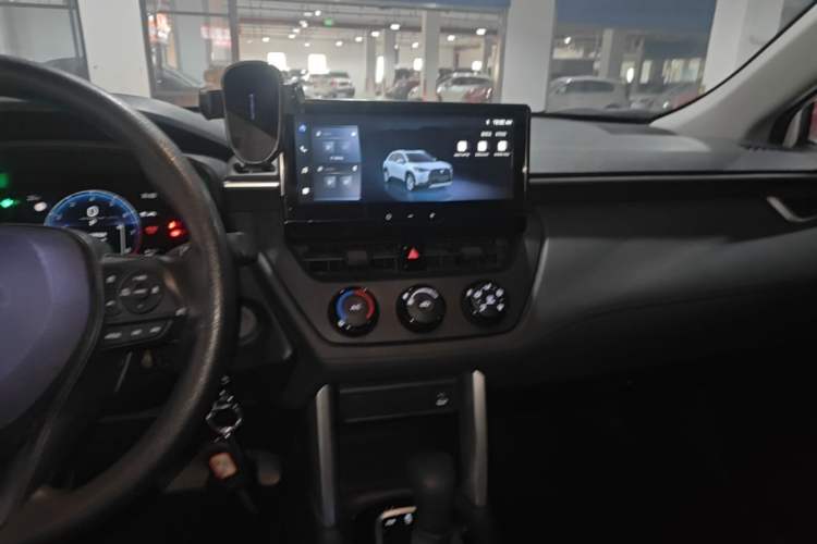 Used Toyota Corolla Cross 2023 2.0L Pioneer Edition Audio And AC Panel