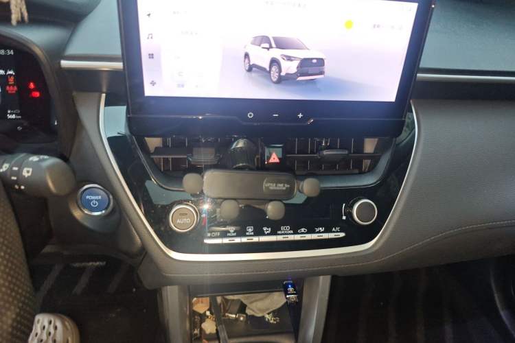Used Toyota Corolla Cross 2023 Dual-Motor 2.0L Elite Edition Audio And AC Panel