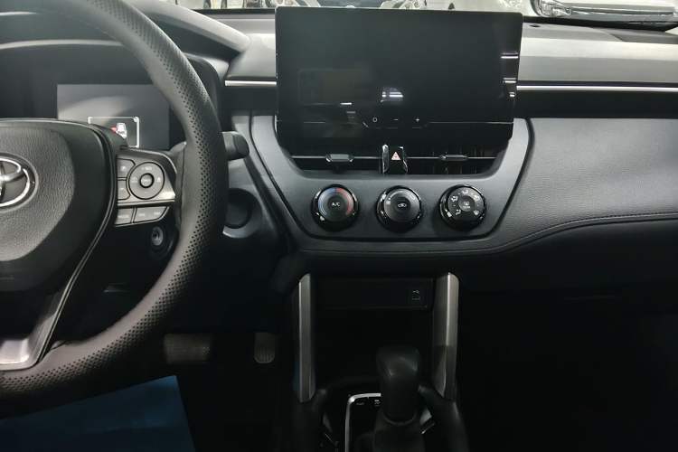 Used Toyota Corolla Cross 2023 2.0L Pioneer Edition Audio And AC Panel