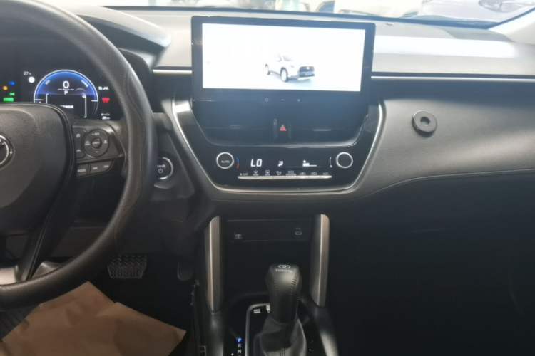Used Toyota Corolla Cross 2023 Dual-Motor 2.0L Pioneer Edition Audio And AC Panel