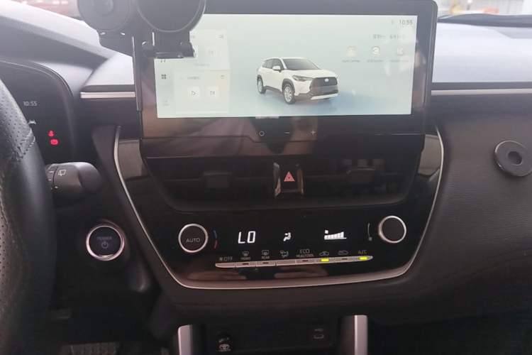 Used Toyota Corolla Cross 2023 Dual-Motor 2.0L Pioneer Edition Audio And AC Panel