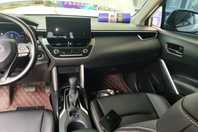 Used Toyota Corolla Cross 2023 2.0L Elite Edition Audio And AC Panel