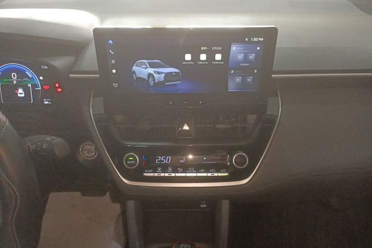 Used Toyota Corolla Cross 2023 Dual-Motor 2.0L Pioneer Edition Audio And AC Panel