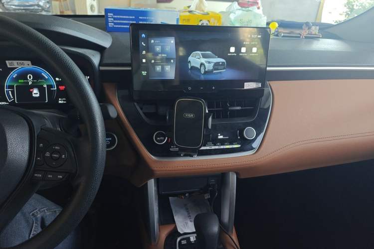 Used Toyota Corolla Cross 2023 Dual-Motor 2.0L Pioneer Edition Audio And AC Panel
