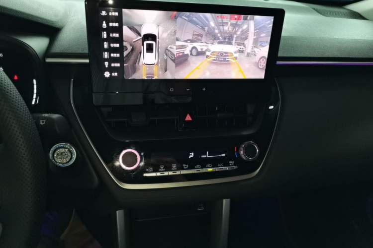 Used Toyota Corolla Cross 2023 2.0L Elite Edition Audio And AC Panel