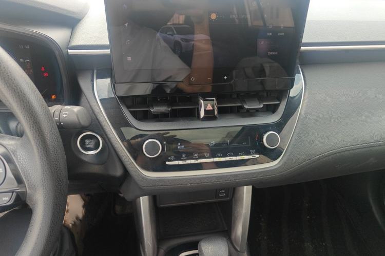 Used Toyota Corolla Cross 2023 2.0L Elite Edition Audio And AC Panel