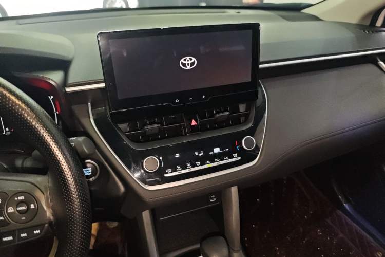 Used Toyota Corolla Cross 2023 2.0L Elite Edition Audio And AC Panel