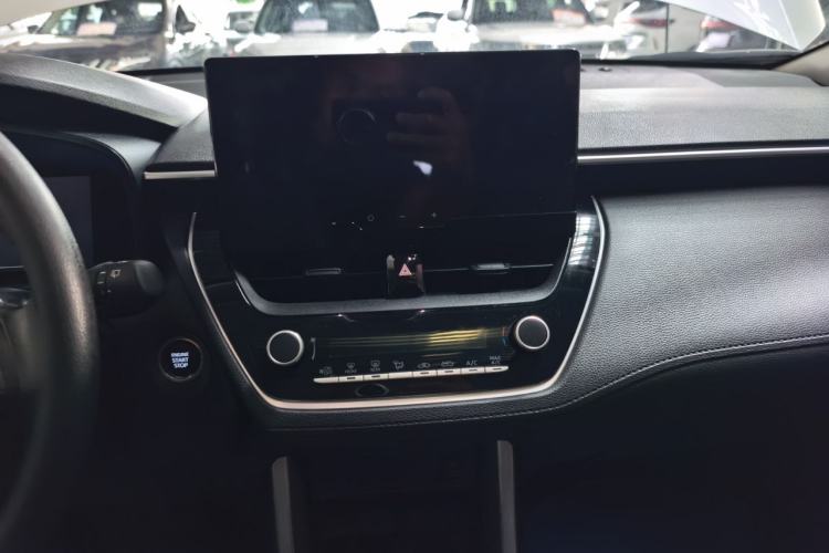 Used Toyota Corolla Cross 2023 2.0L Elite Edition Audio And AC Panel
