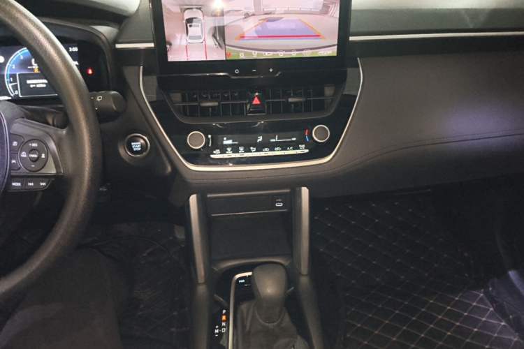 Used Toyota Corolla Cross 2023 2.0L Elite Edition Audio And AC Panel