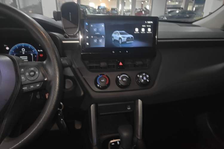 Used Toyota Corolla Cross 2023 2.0L Pioneer Edition Audio And AC Panel