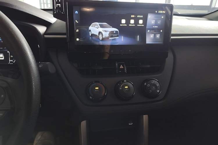 Used Toyota Corolla Cross 2023 2.0L Pioneer Edition Audio And AC Panel