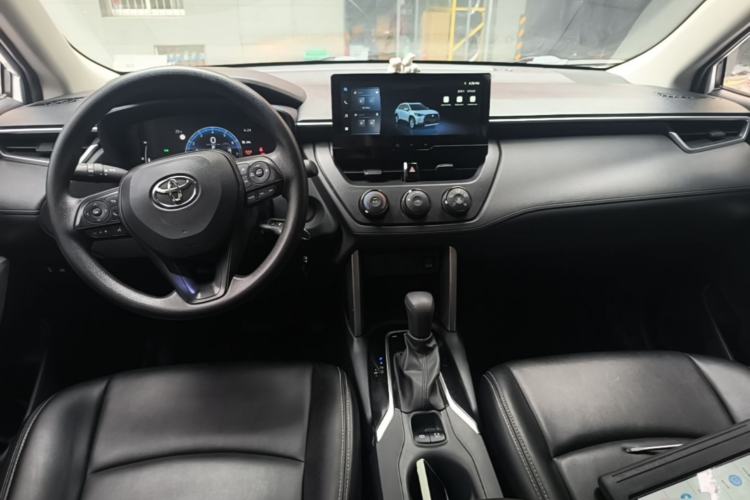 Used Toyota Corolla Cross 2023 2.0L Pioneer Edition Center Console