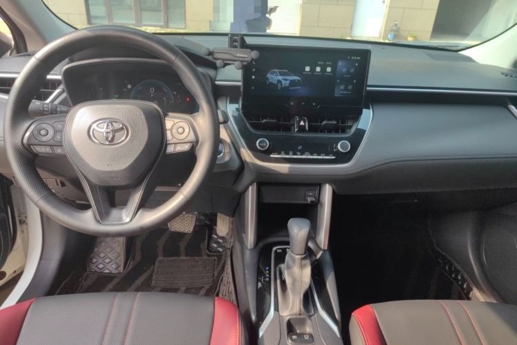 Used Toyota Corolla Cross 2023 Dual-Motor 2.0L Pioneer Edition Center Console