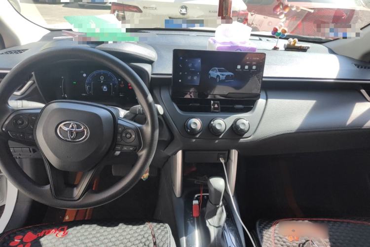 Used Toyota Corolla Cross 2023 2.0L Pioneer Edition Center Console
