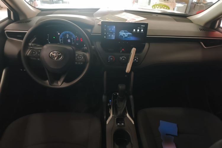 Used Toyota Corolla Cross 2023 2.0L Pioneer Edition Center Console