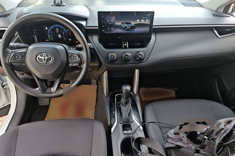 Used Toyota Corolla Cross 2023 2.0L Pioneer Edition Center Console
