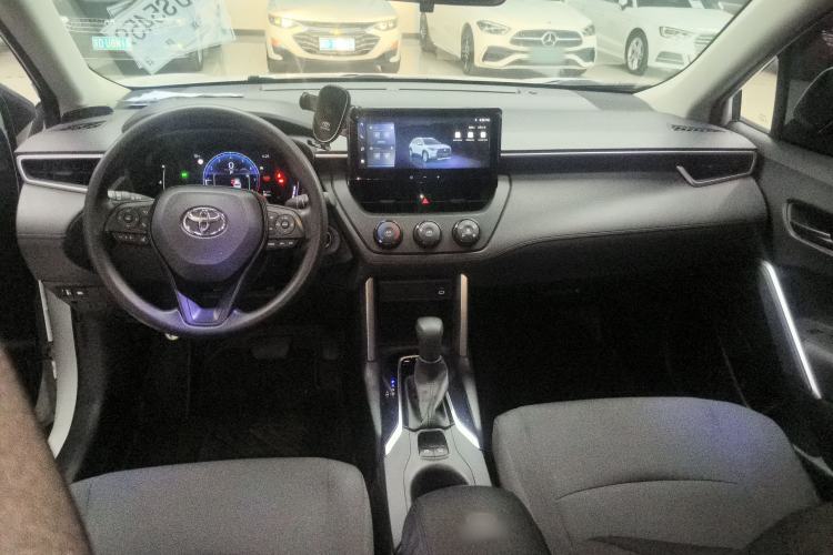 Used Toyota Corolla Cross 2023 2.0L Pioneer Edition Center Console
