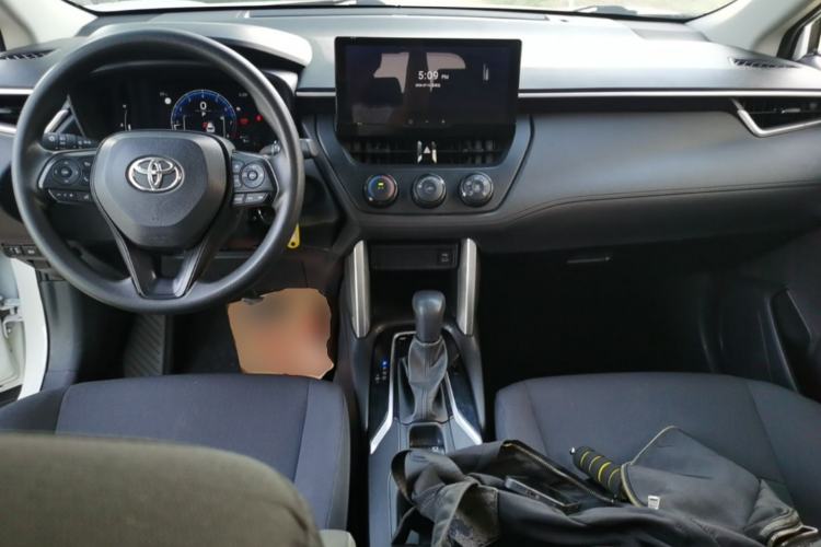 Used Toyota Corolla Cross 2023 2.0L Pioneer Edition Center Console
