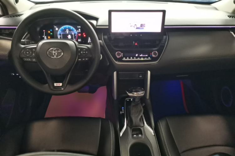 Used Toyota Corolla Cross 2023 2.0L Elite Edition Center Console