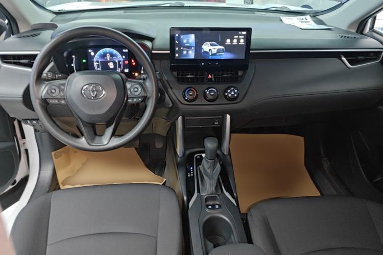 Used Toyota Corolla Cross 2023 2.0L Pioneer Edition Center Console
