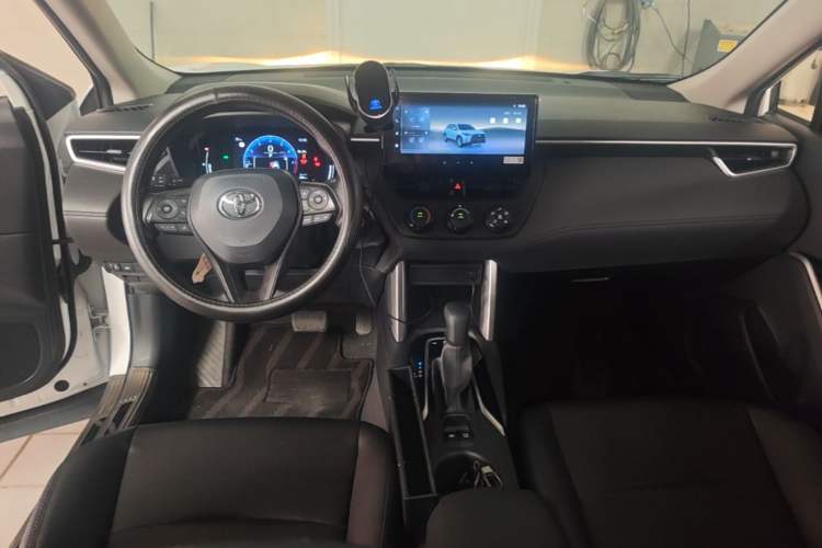 Used Toyota Corolla Cross 2023 2.0L Pioneer Edition Center Console