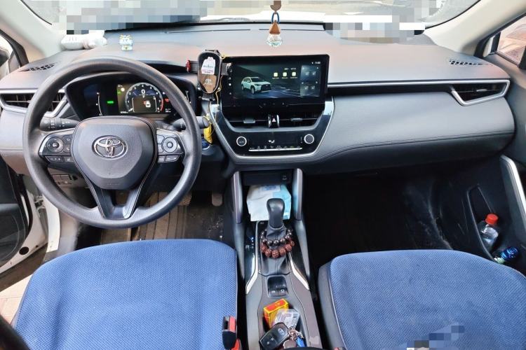 Used Toyota Corolla Cross 2023 Dual-Motor 2.0L Pioneer Edition Center Console