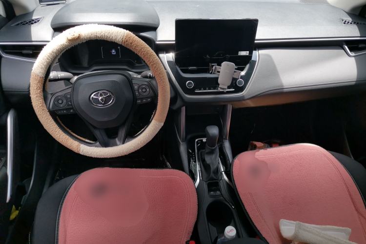 Used Toyota Corolla Cross 2023 Dual-Motor 2.0L Pioneer Edition Center Console