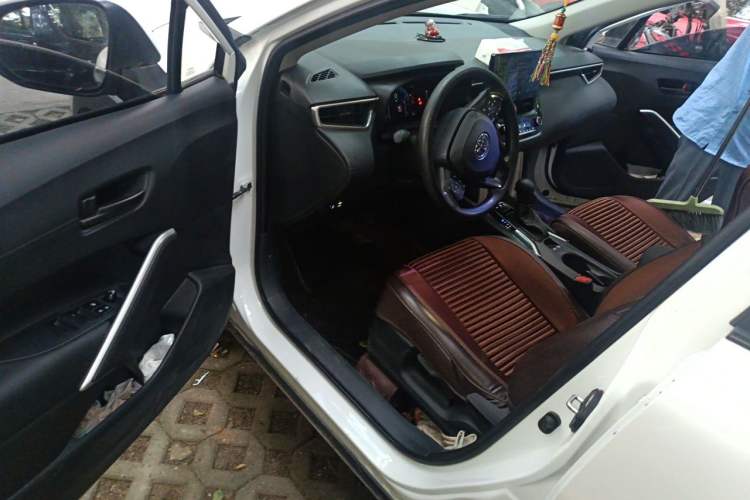 Used Toyota Corolla Cross 2023 2.0L Elite Edition Driver Seat