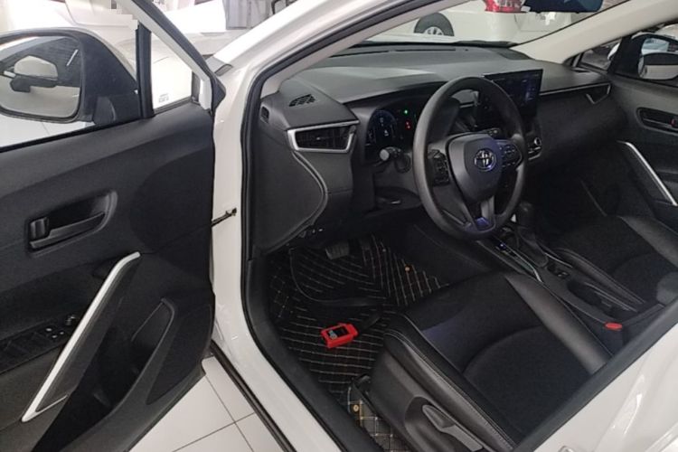 Used Toyota Corolla Cross 2023 2.0L Elite Edition Driver Seat