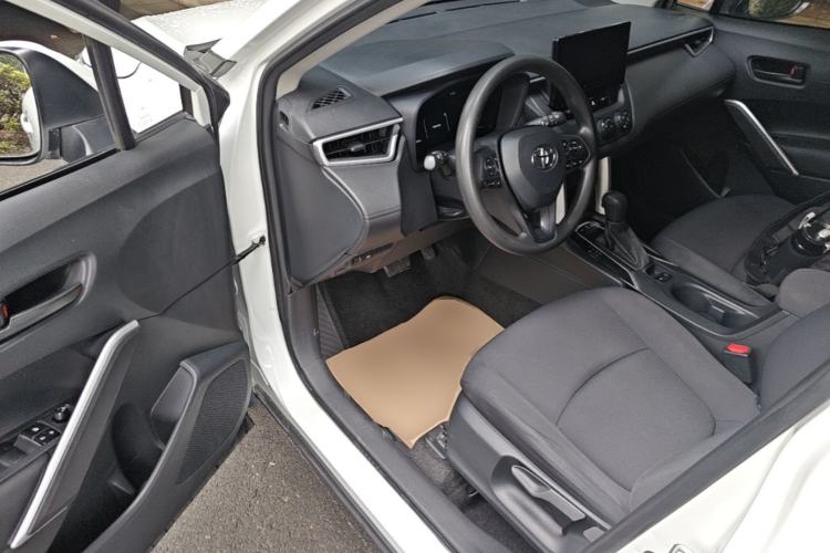 Used Toyota Corolla Cross 2023 2.0L Pioneer Edition Driver Seat