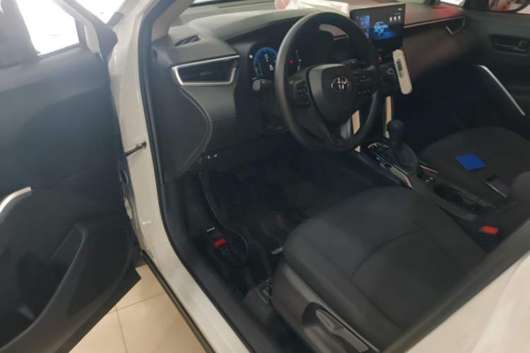 Used Toyota Corolla Cross 2023 2.0L Pioneer Edition Driver Seat