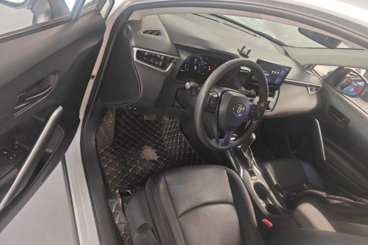 Used Toyota Corolla Cross 2023 2.0L Pioneer Edition Driver Seat