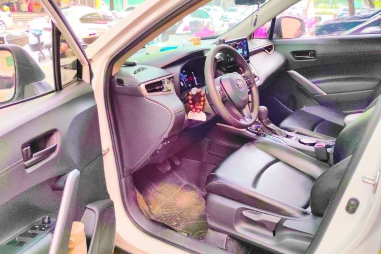 Used Toyota Corolla Cross 2023 Dual-Motor 2.0L Elite Edition Driver Seat