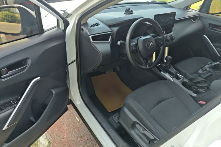 Used Toyota Corolla Cross 2023 2.0L Pioneer Edition Driver Seat