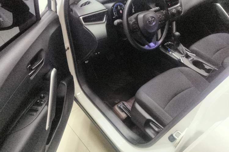 Used Toyota Corolla Cross 2023 2.0L Pioneer Edition Driver Seat