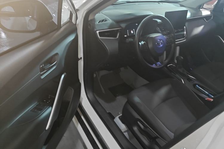 Used Toyota Corolla Cross 2023 2.0L Elite Edition Driver Seat
